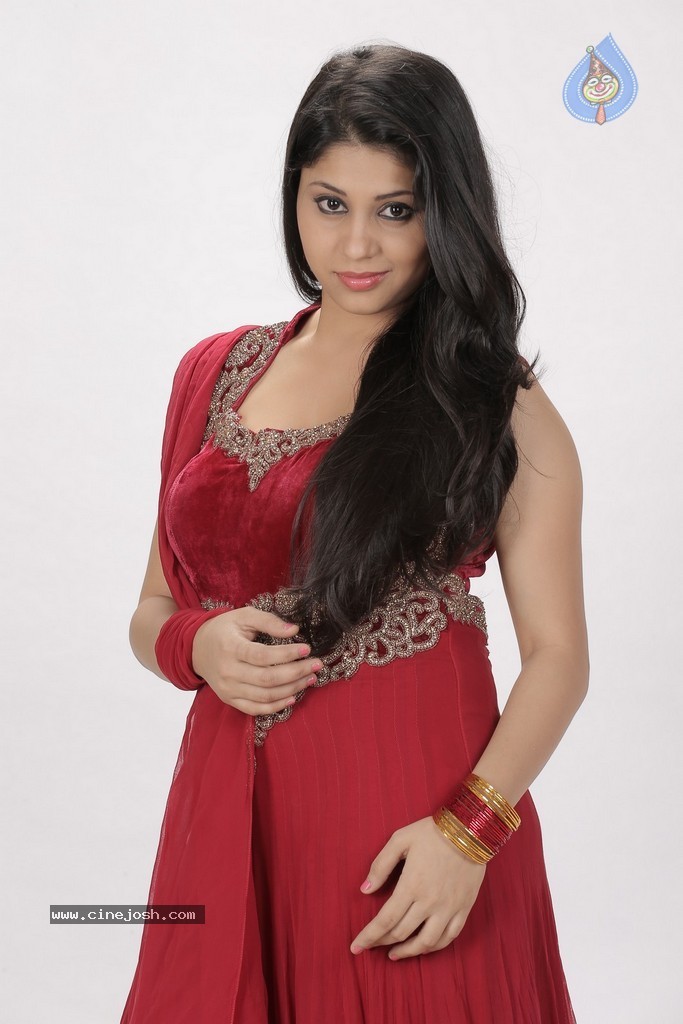 Zubina Khan