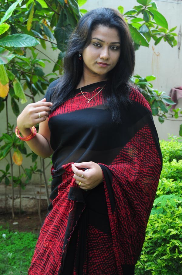 Jyothi - Gentleman - Photos - 33 / 60 photos