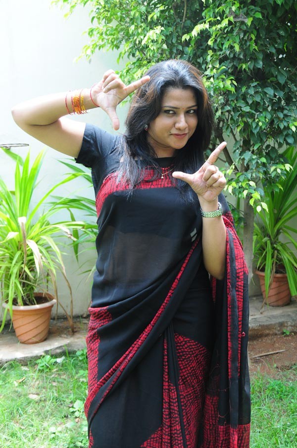 Jyothi - Gentleman - Photos - 58 / 60 photos