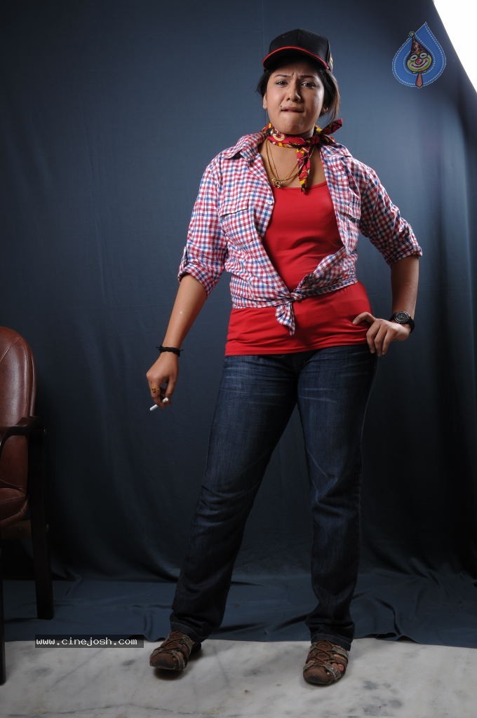 Jyothi New Stills - 67 / 111 photos
