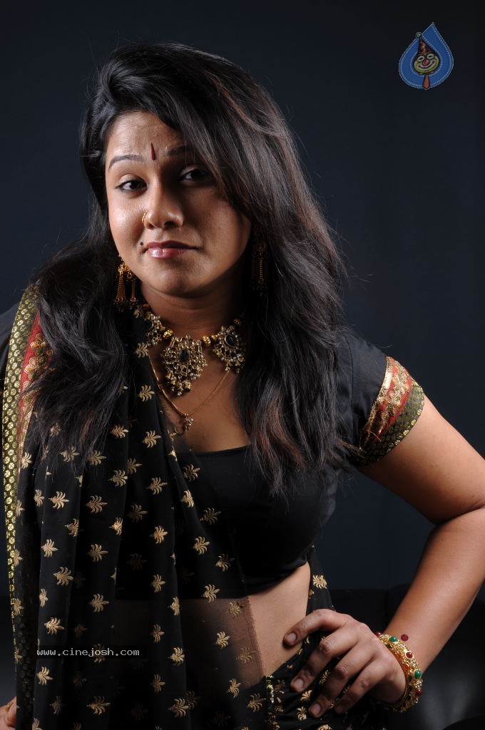Jyothi New Stills - 103 / 111 photos
