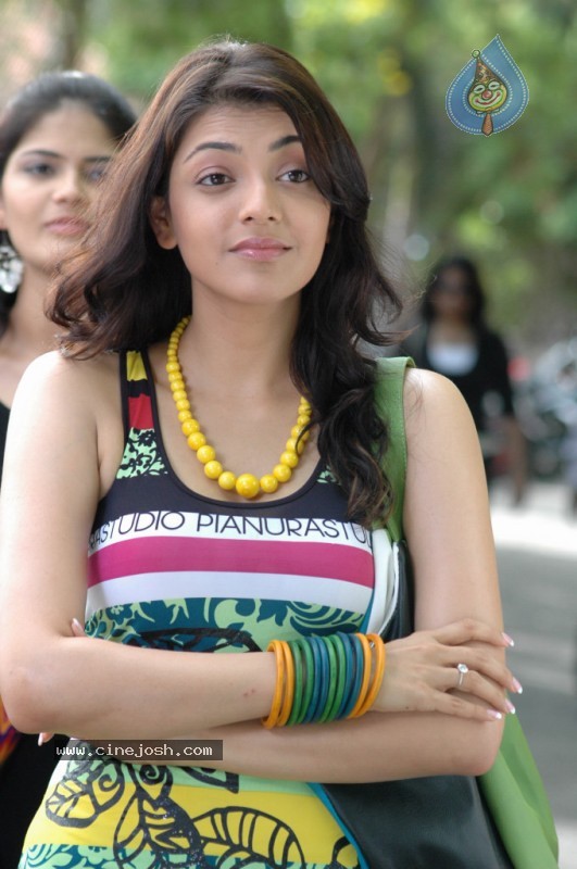 Kajal Agarwal - Om Shanti - 16 / 56 photos