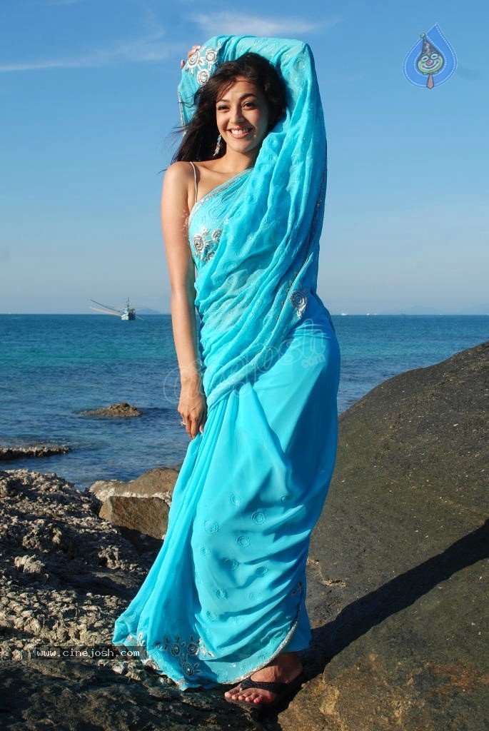 Kajal Agarwal Actress Gallery - 18 / 47 photos