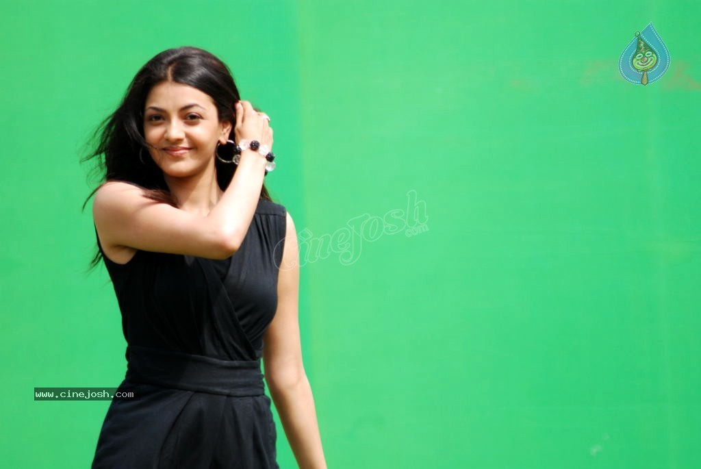 Kajal Agarwal Actress Gallery - 37 / 47 photos