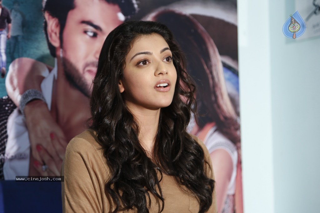 Kajal Agarwal Latest Stills - 40 / 135 photos