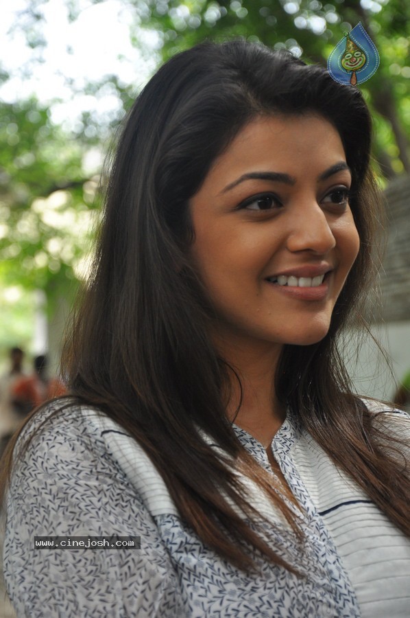 Kajal Agarwal Latest Stills  - 49 / 110 photos