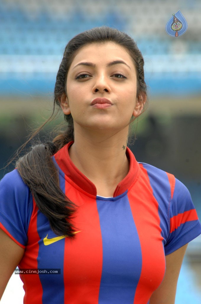 Kajal Agarwal New Gallery - 56 / 68 photos