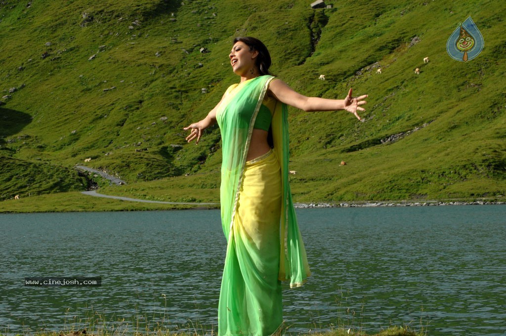 Kajal Agarwal New Gallery - 62 / 68 photos