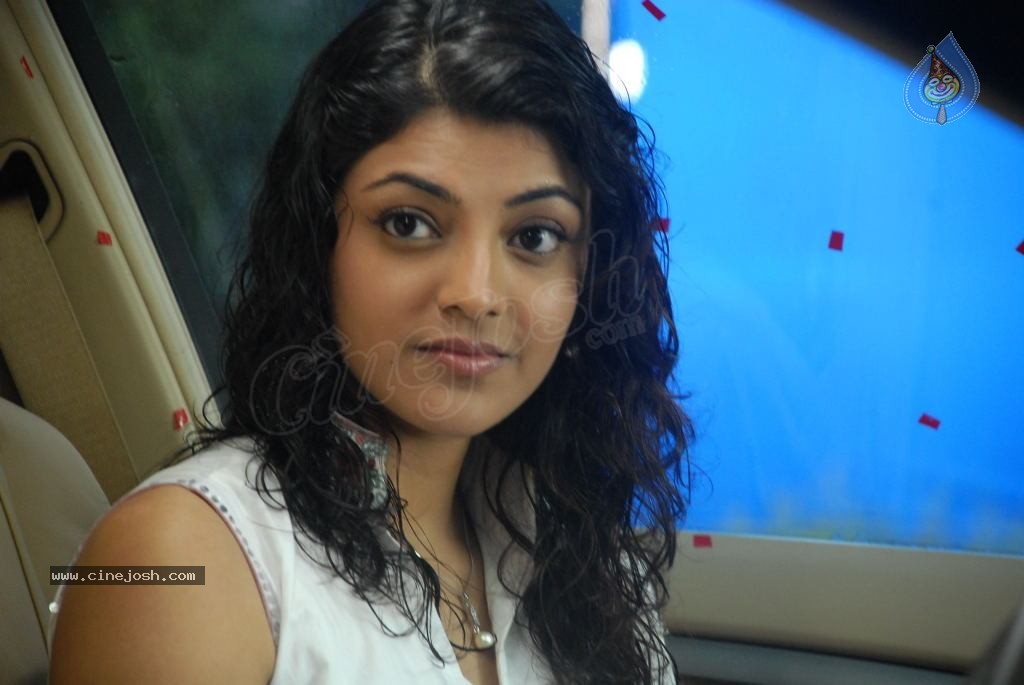 Kajal Agarwal New Stills - 4 / 61 photos