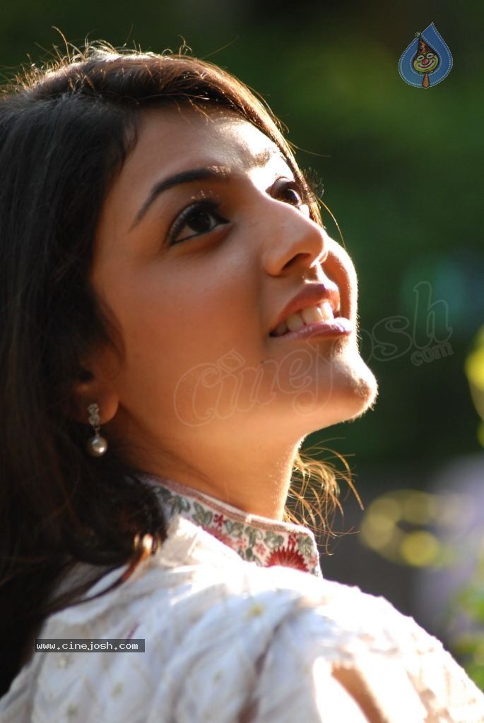 Kajal Agarwal New Stills - 22 / 61 photos