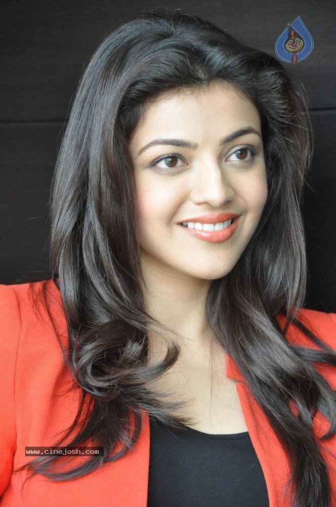 Kajal Agarwal New Stills - 55 / 80 photos