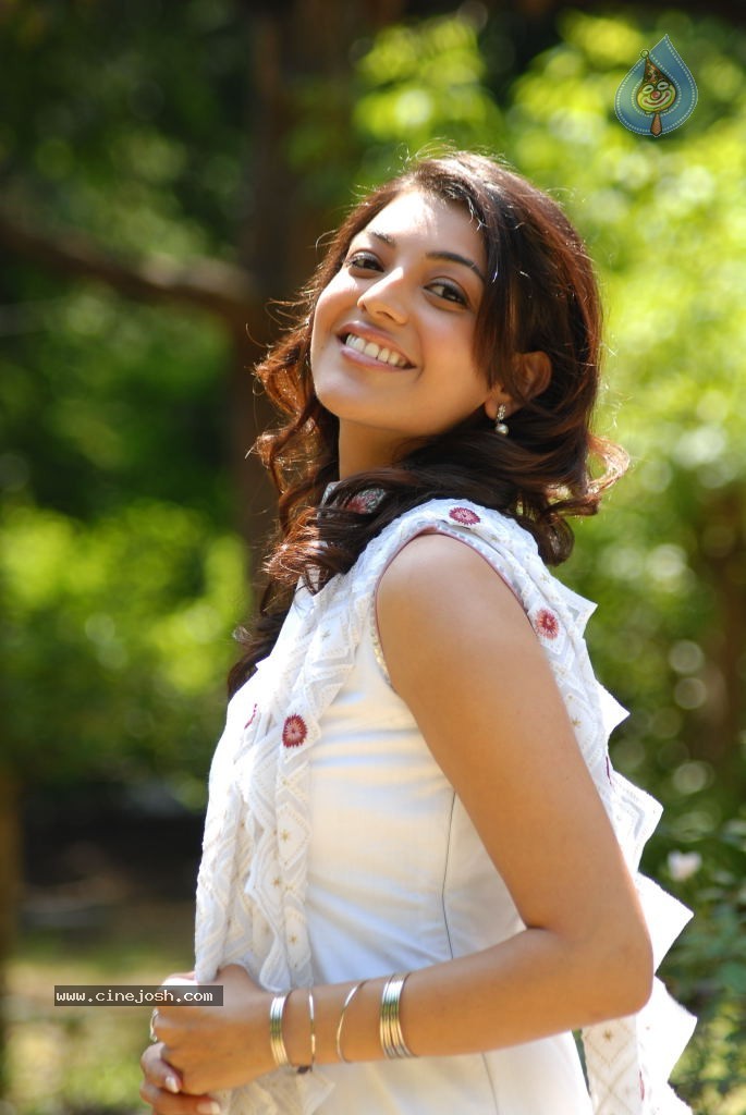 Kajal Agarwal New Stills - 12 / 49 photos