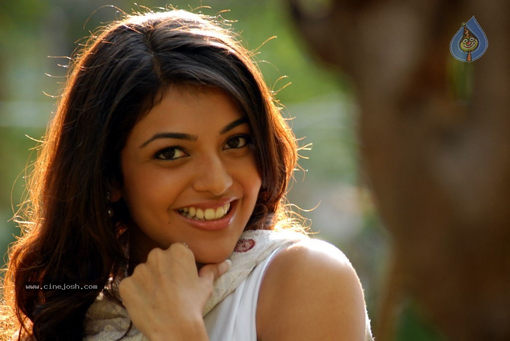 Kajal Agarwal New Stills - 15 / 49 photos