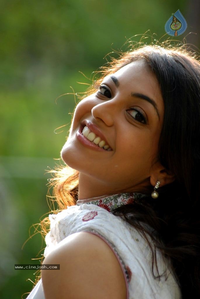 Kajal Agarwal New Stills - 18 / 49 photos