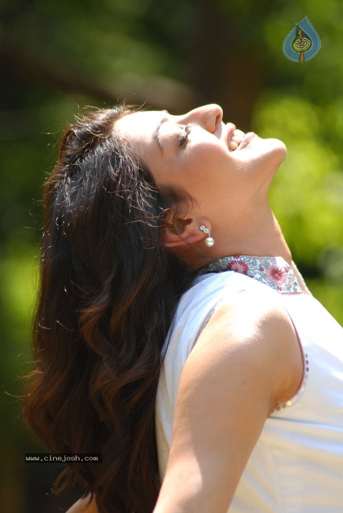 Kajal Agarwal New Stills - 32 / 49 photos