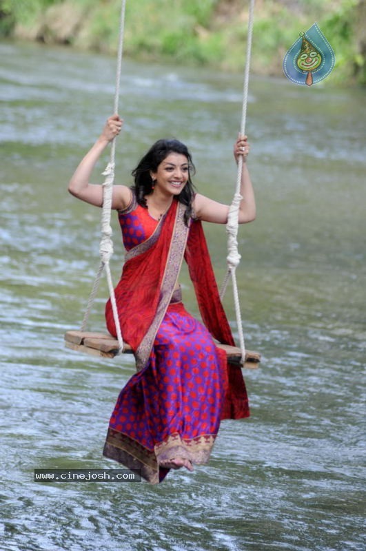 Kajal Agarwal New Stills - 29 / 41 photos
