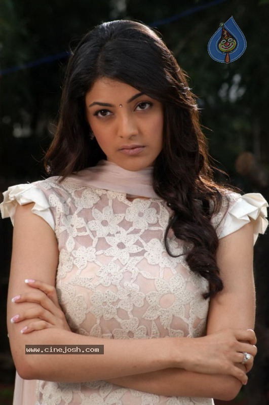 Kajal Agarwal New Stills - 34 / 41 photos
