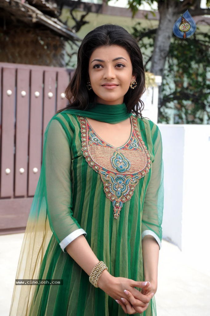 Kajal Agarwal Stills in Mr. Perfect Movie - 1 / 85 photos