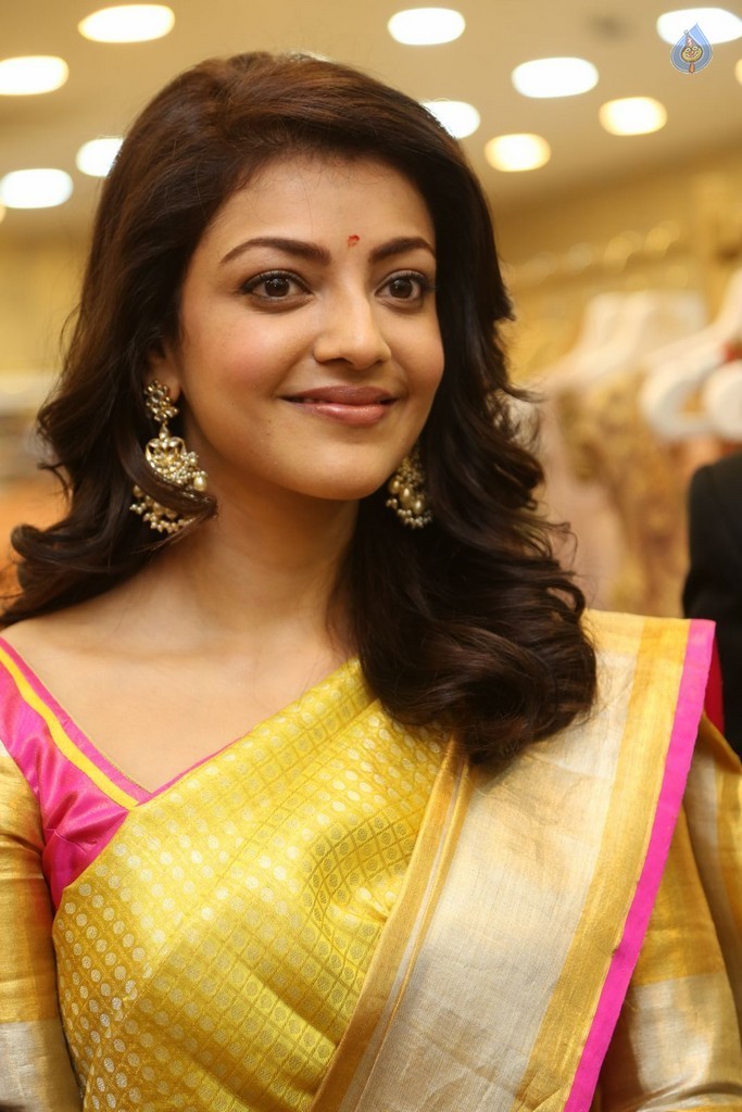 Kajal Aggarwal Latest Pics - 23 / 47 photos