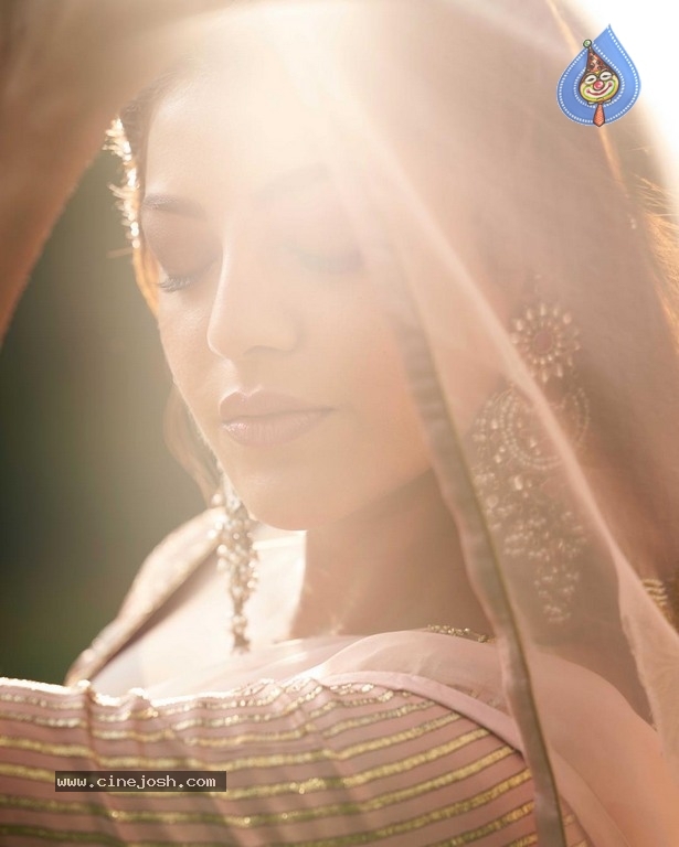 Kajal Aggarwal Latest Pics - 8 / 9 photos
