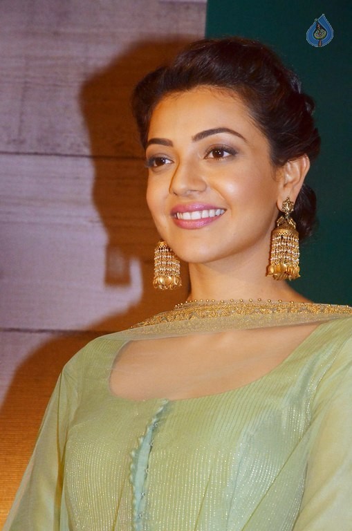 Kajal Aggarwal New Photos - 23 / 36 photos