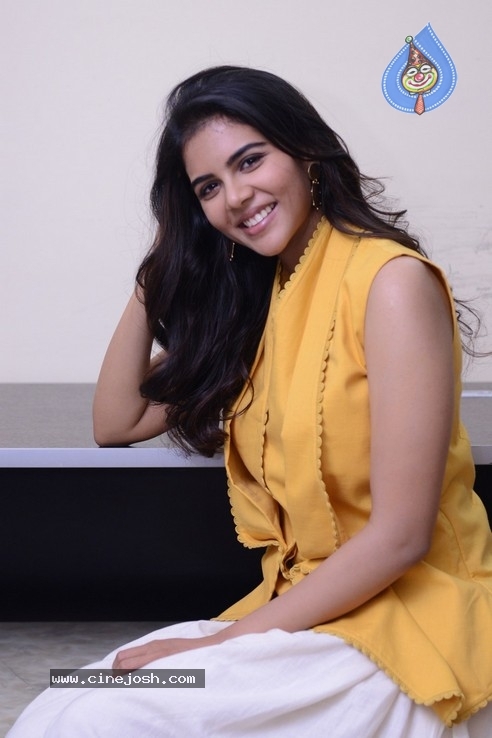 Kalyani Priyadarshan Pics - 5 / 20 photos