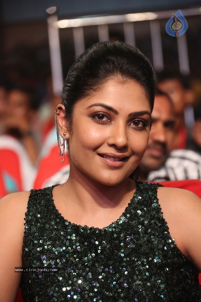 Kamalini Mukherjee at GAV Audio - 27 / 150 photos