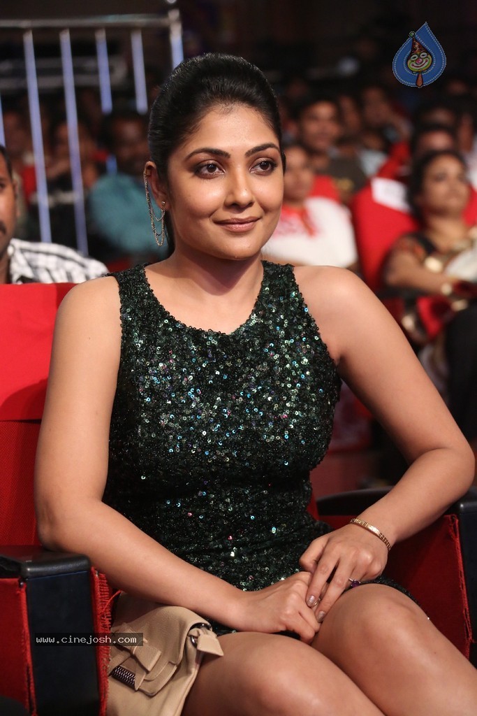 Kamalini Mukherjee at GAV Audio - 38 / 150 photos