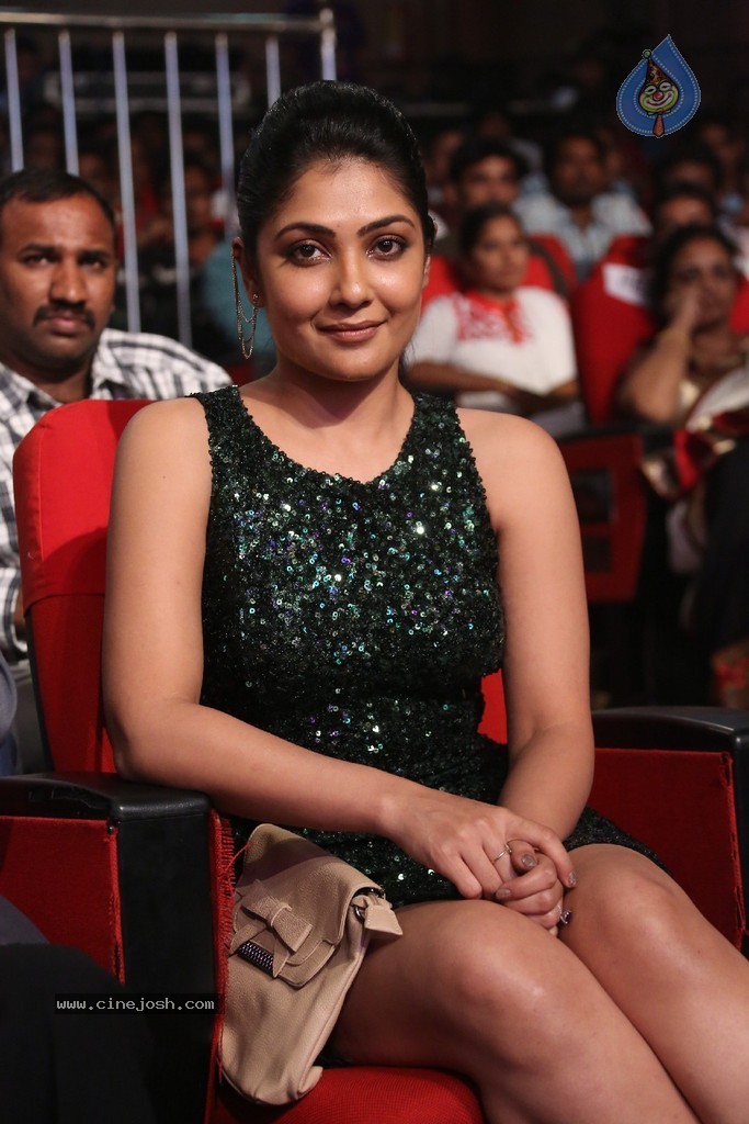 Kamalini Mukherjee at GAV Audio - 39 / 150 photos