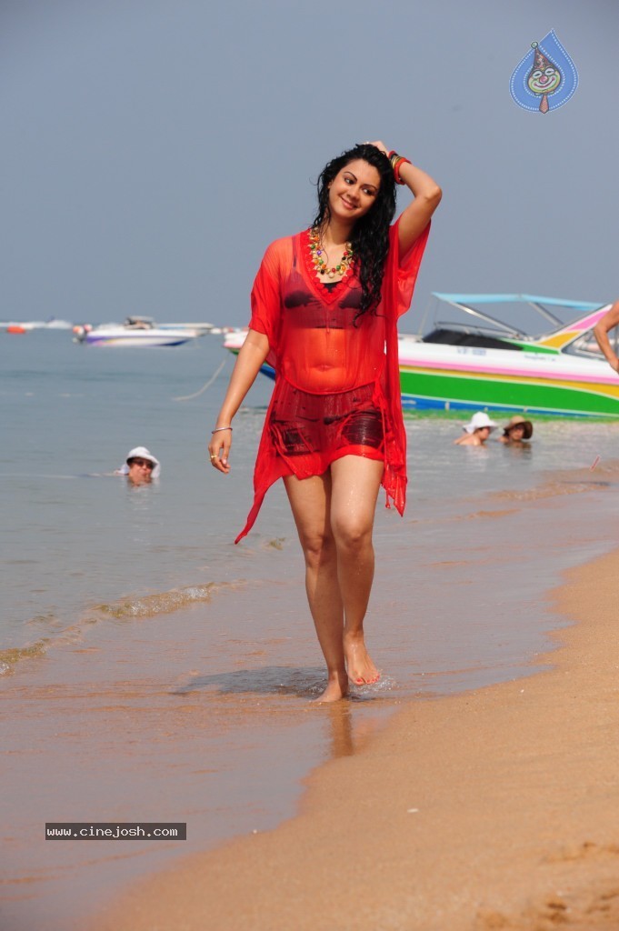 Kamna Jethmalani Hot Pics - 13 / 149 photos