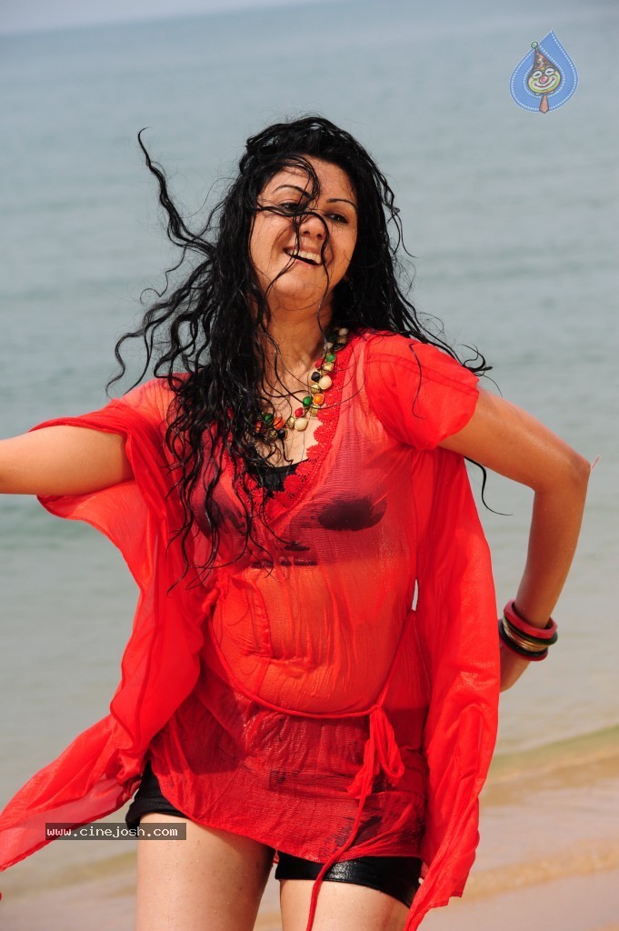 Kamna Jethmalani Hot Pics - 20 / 149 photos