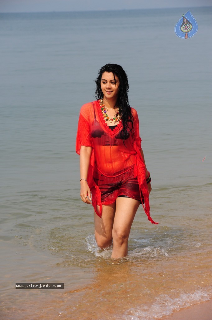 Kamna Jethmalani Hot Pics - 23 / 149 photos