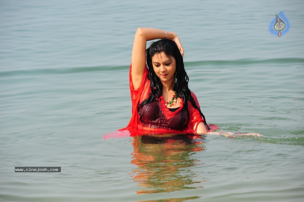 Kamna Jethmalani Hot Pics - 60 / 149 photos