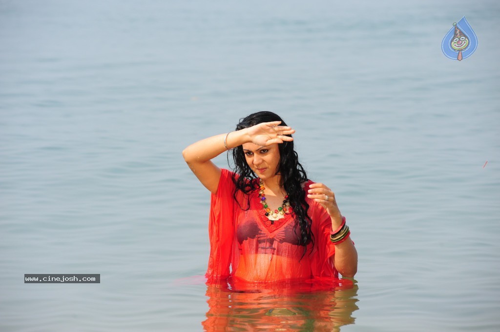 Kamna Jethmalani Hot Pics - 65 / 149 photos