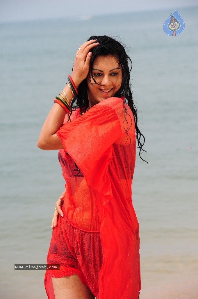 Kamna Jethmalani Hot Pics - 81 / 149 photos