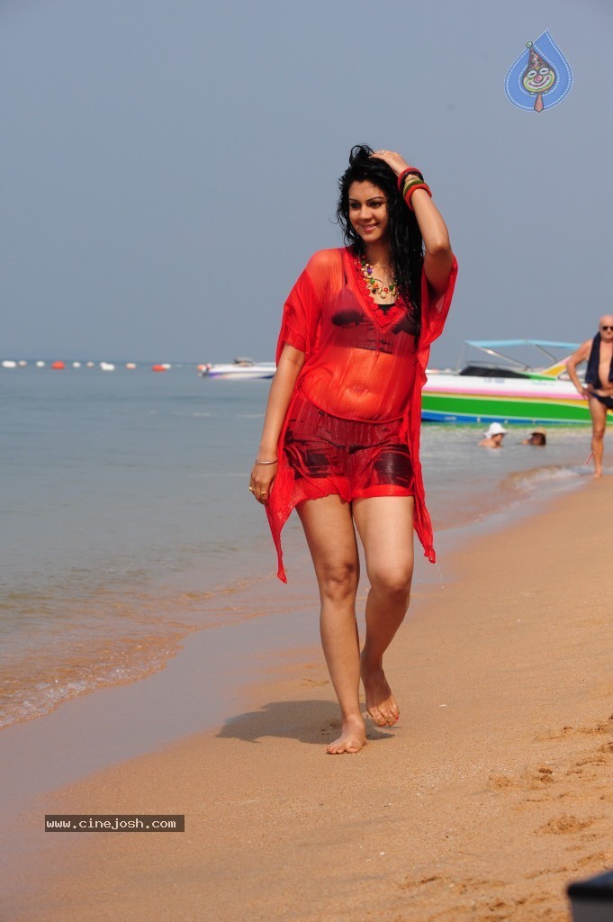 Kamna Jethmalani Hot Pics - 89 / 149 photos