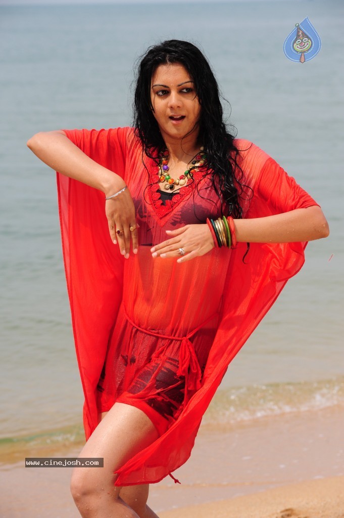 Kamna Jethmalani Hot Pics - 103 / 149 photos