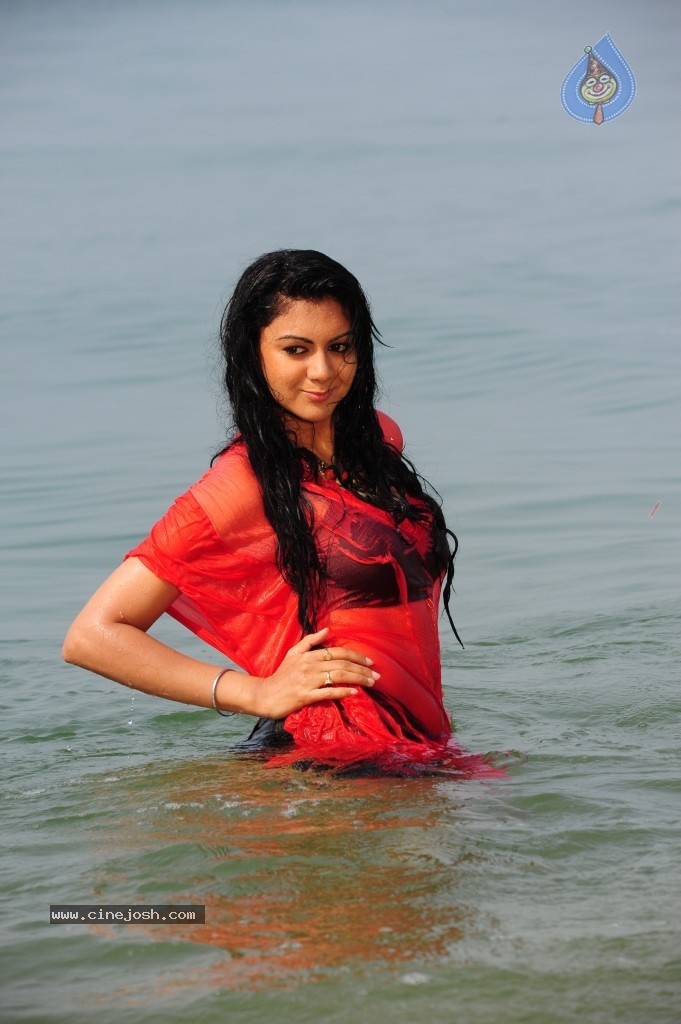 Kamna Jethmalani Hot Pics - 120 / 149 photos