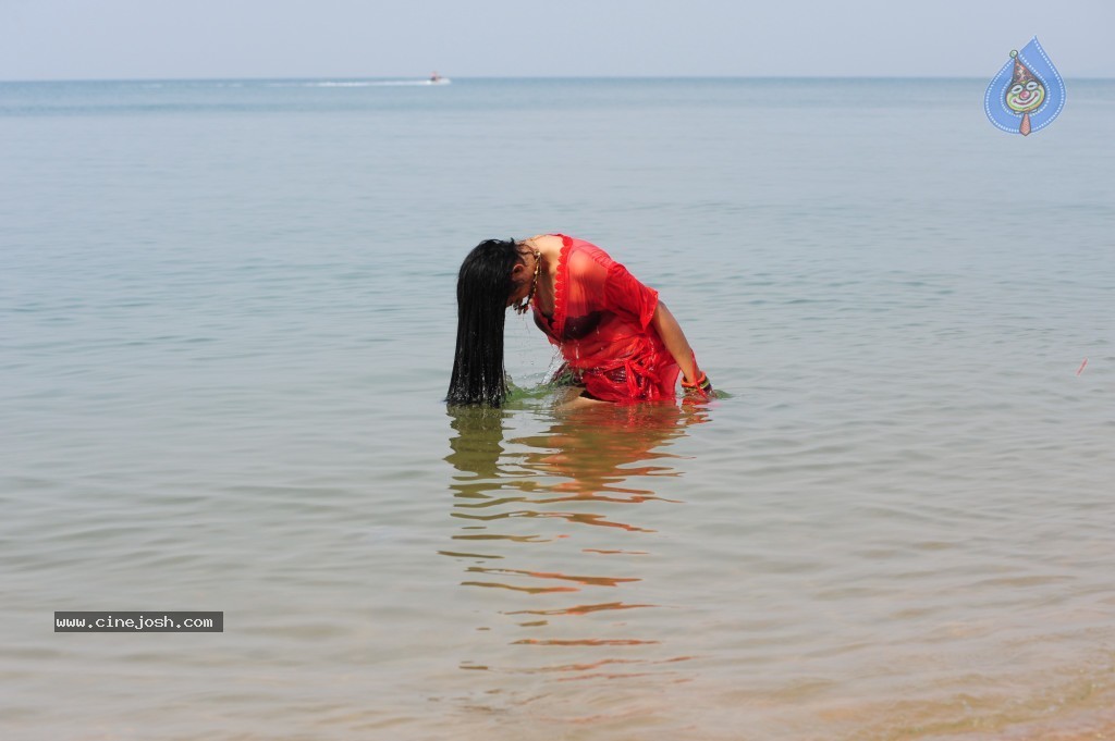 Kamna Jethmalani Hot Pics - 134 / 149 photos