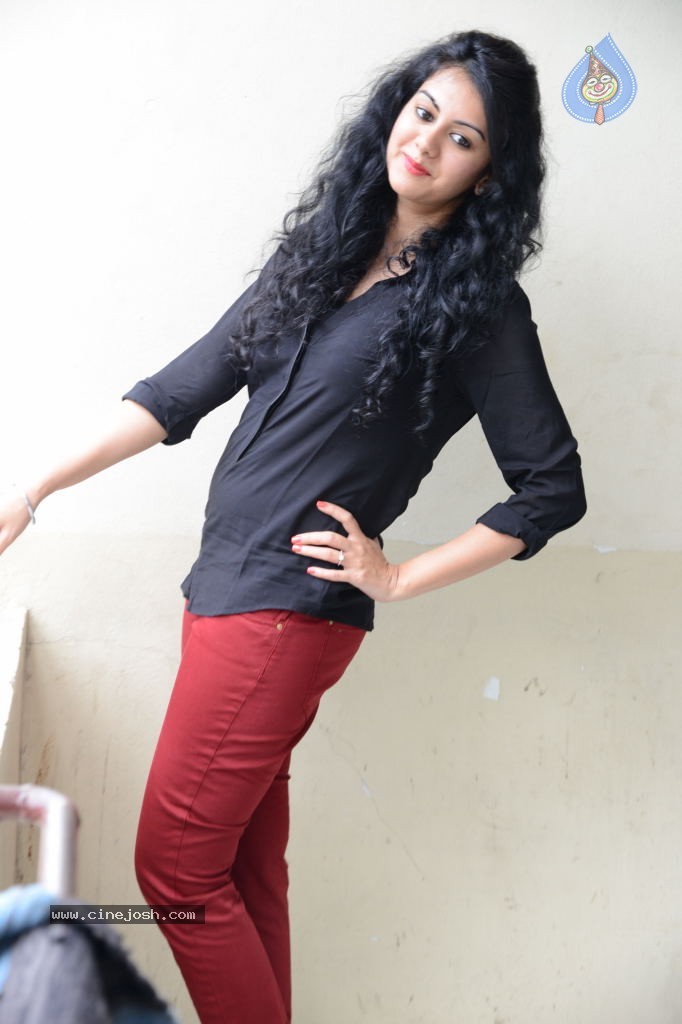 Kamna Jethmalani Latest Images - 54 / 79 photos