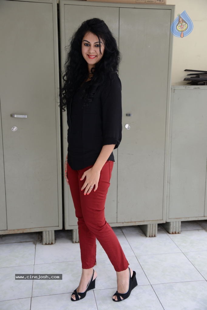 Kamna Jethmalani Latest Images - 62 / 79 photos