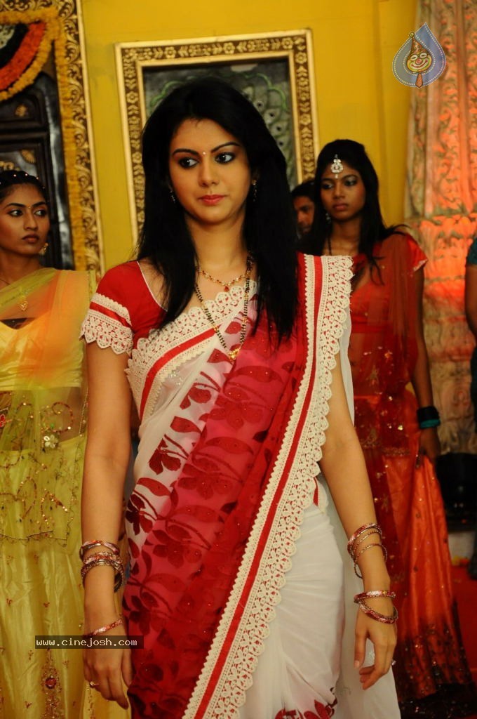 Kamna Jethmalani New Photos - 24 / 47 photos
