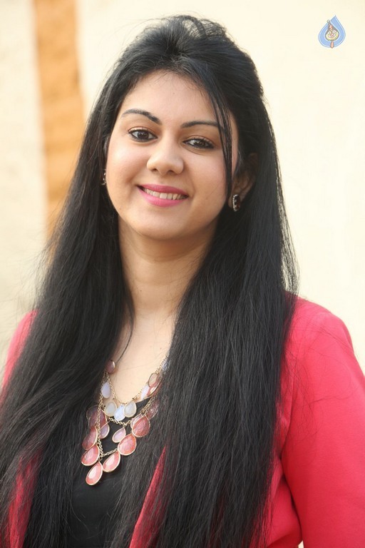 Kamna Jethmalani New Pics - 26 / 31 photos