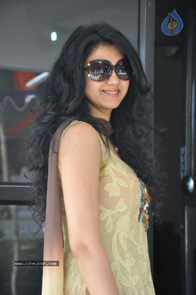 Kamna Jethmalani New Stills - 14 / 29 photos