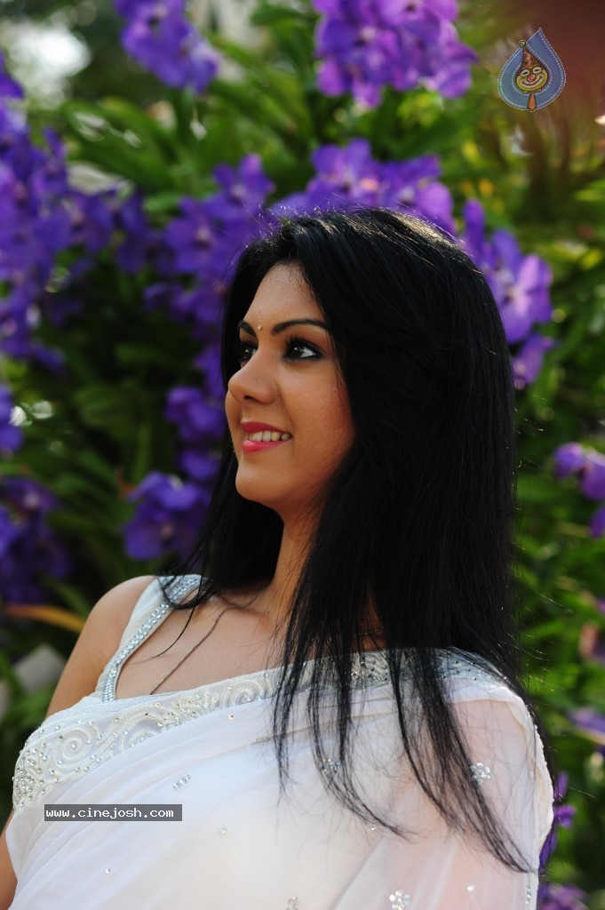 Kamna Jethmalani New Stills - 4 / 49 photos