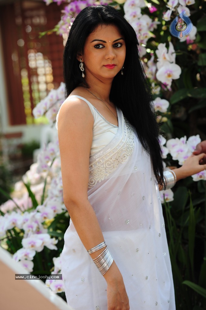 Kamna Jethmalani New Stills - 18 / 49 photos