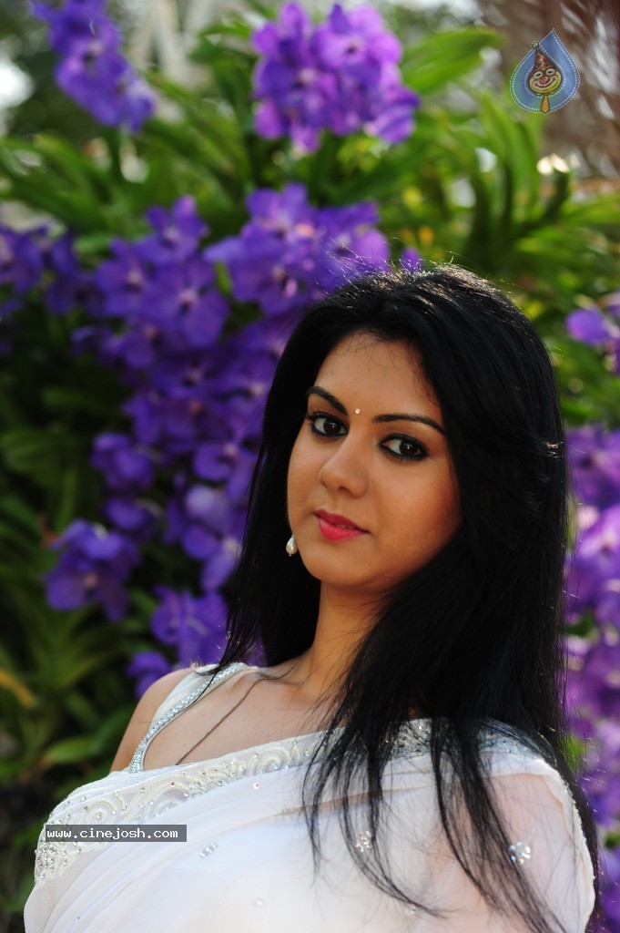 Kamna Jethmalani New Stills - 46 / 49 photos