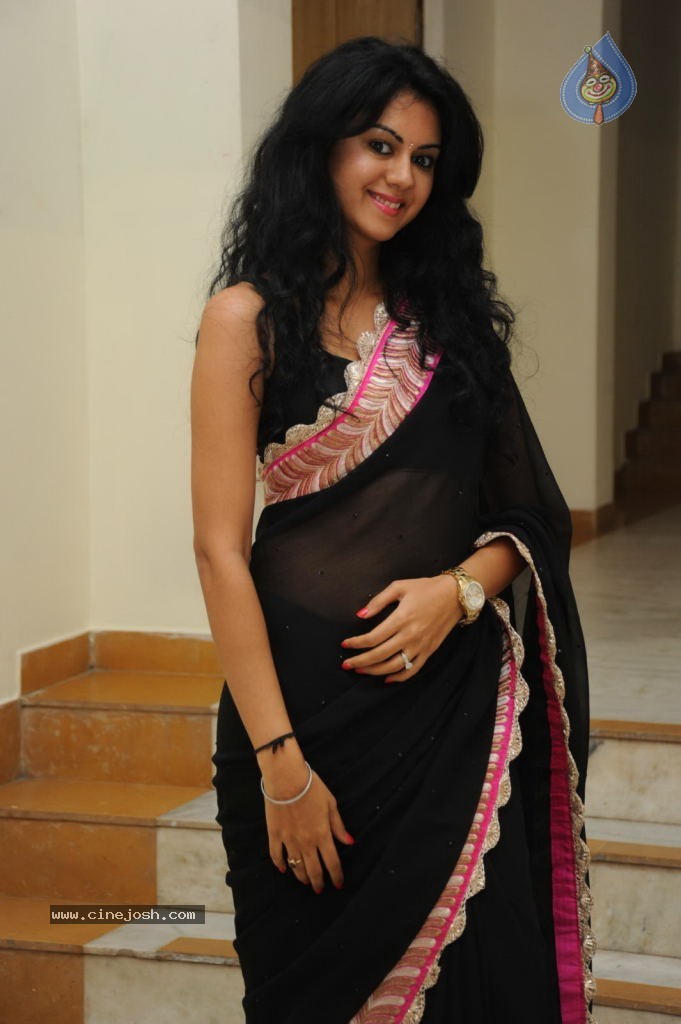 Kamna Jethmalani New Stills - 15 / 91 photos