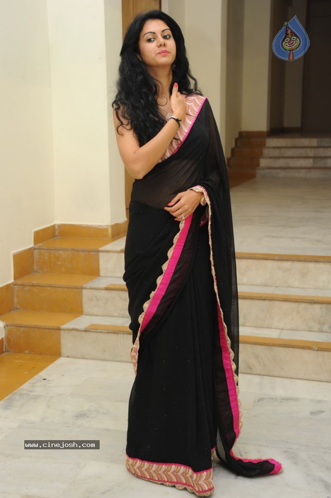 Kamna Jethmalani New Stills - 77 / 91 photos