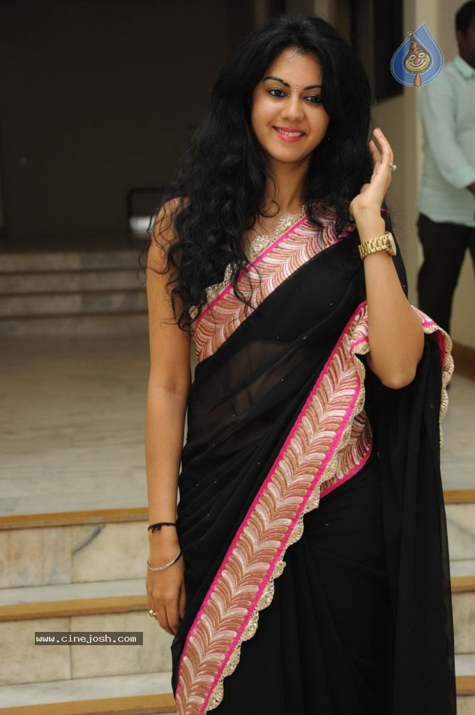 Kamna Jethmalani New Stills - 81 / 91 photos